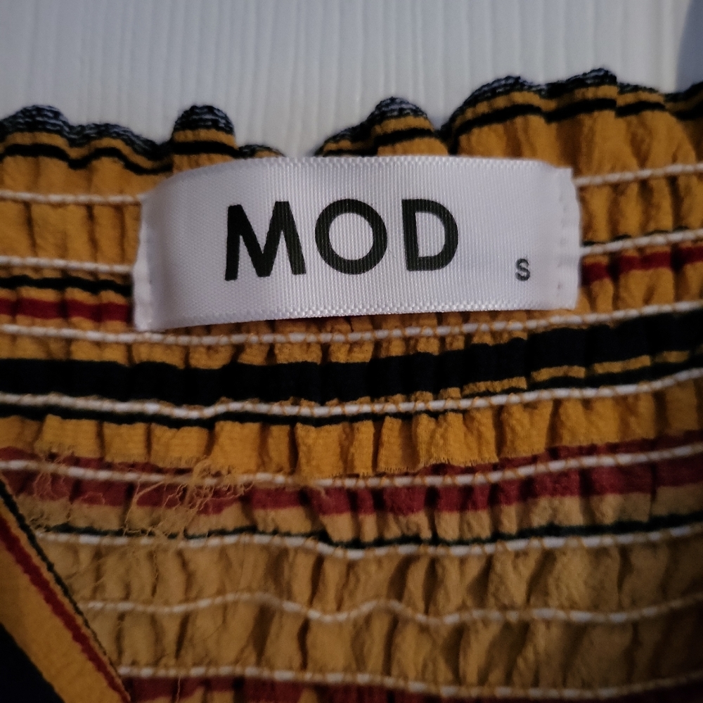 Top by Mod - Picture 2 of 3